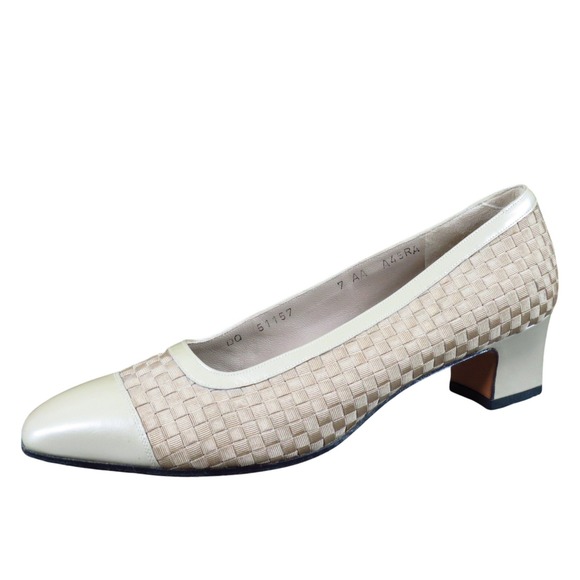 Salvatore Ferragamo Woven Women Heel Size 7 Narrow Business Casual Beige Leather